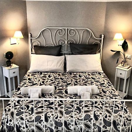 B&B Il Balconcino A Santa Chiara Napoli Dış mekan fotoğraf