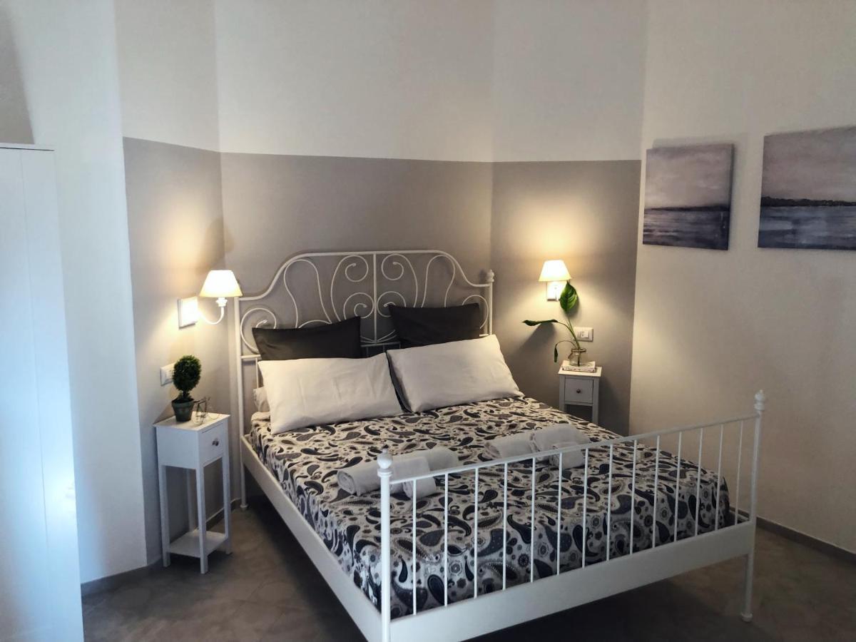 B&B Il Balconcino A Santa Chiara Napoli Dış mekan fotoğraf
