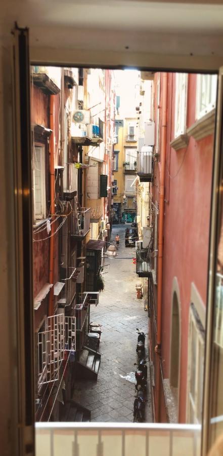 B&B Il Balconcino A Santa Chiara Napoli Dış mekan fotoğraf
