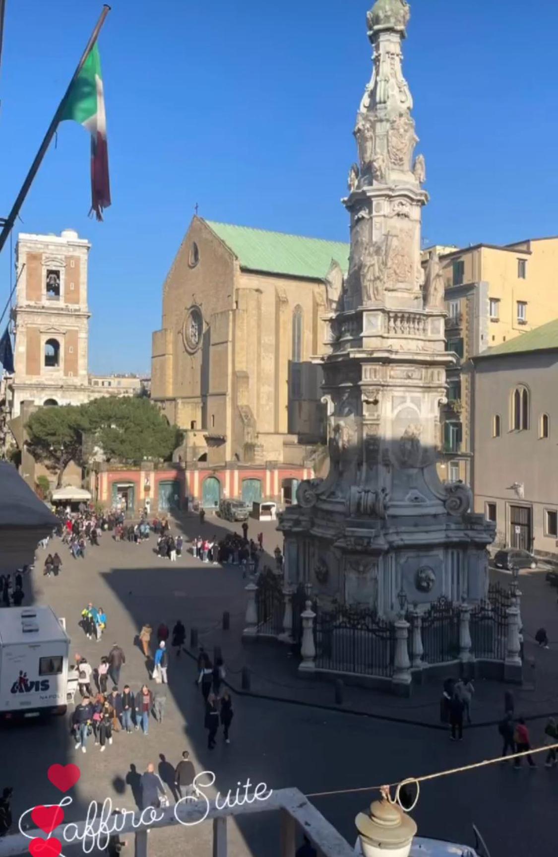 B&B Il Balconcino A Santa Chiara Napoli Dış mekan fotoğraf