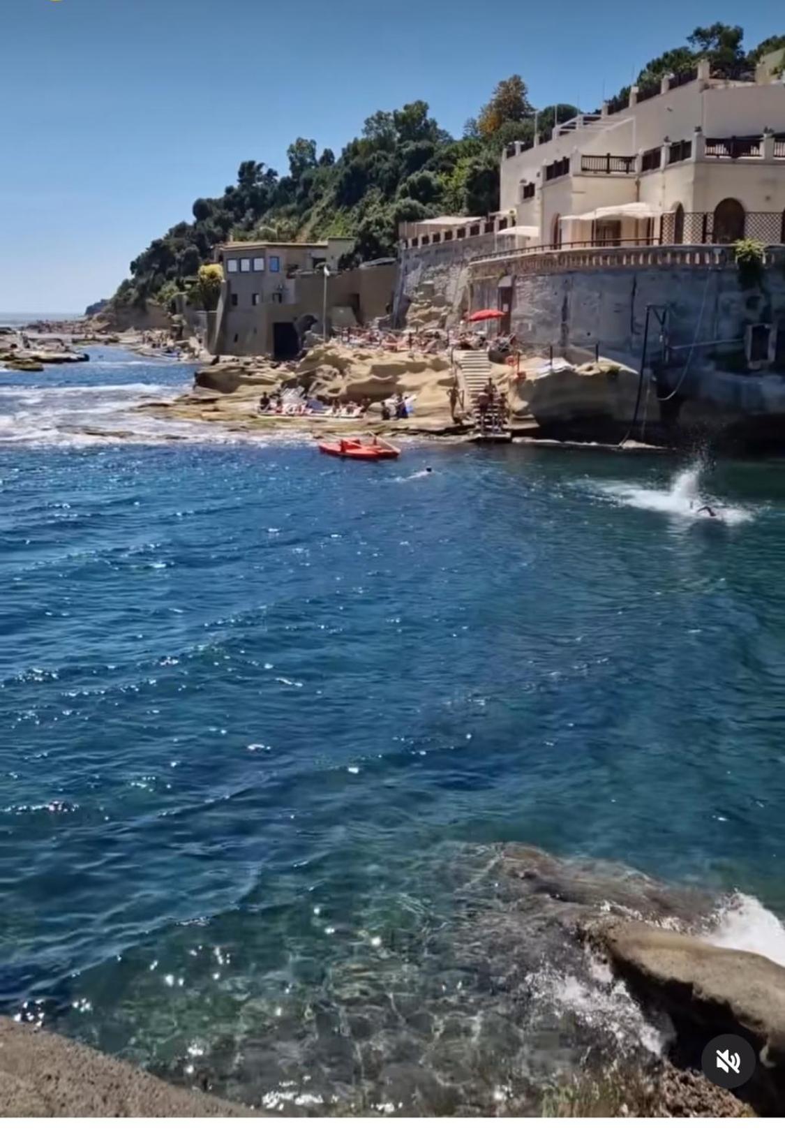 B&B Il Balconcino A Santa Chiara Napoli Dış mekan fotoğraf
