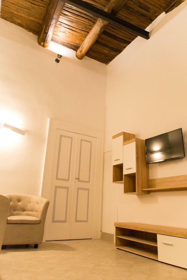 B&B Il Balconcino A Santa Chiara Napoli Dış mekan fotoğraf